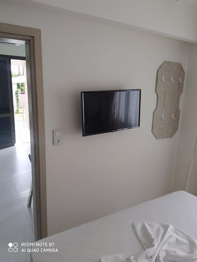 Amalia Deluxe Villas Vrasná Esterno foto
