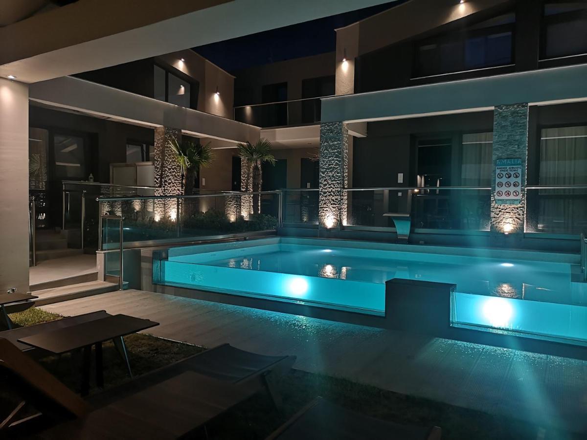 Amalia Deluxe Villas Vrasná Esterno foto