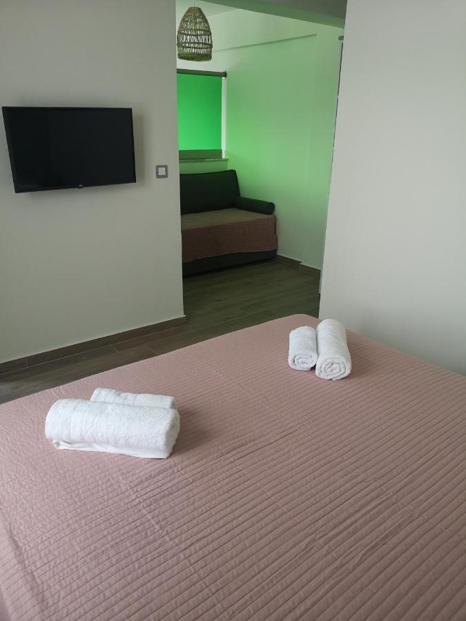 Amalia Deluxe Villas Vrasná Esterno foto