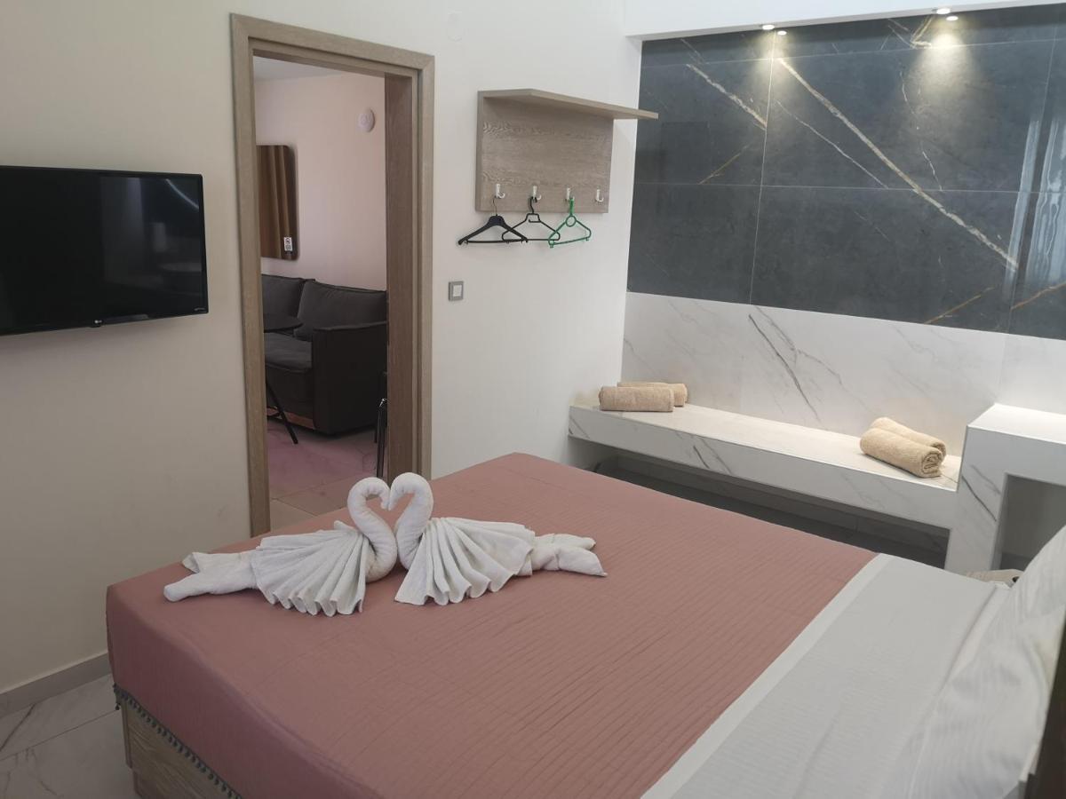 Amalia Deluxe Villas Vrasná Esterno foto